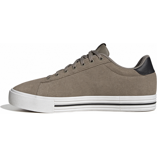 Reinforced Toe Low-Top Sneakers in Clay/Black/White